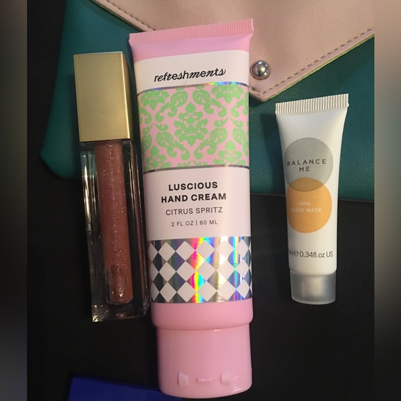 Ipsy bags - Picture 7 of 8
